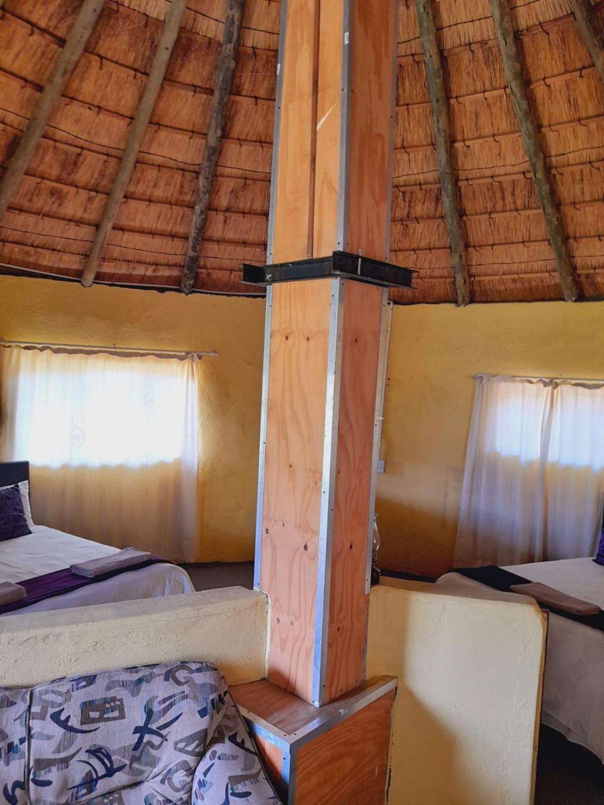 Sani Stone Lodge Mokhotlong Eksteriør billede