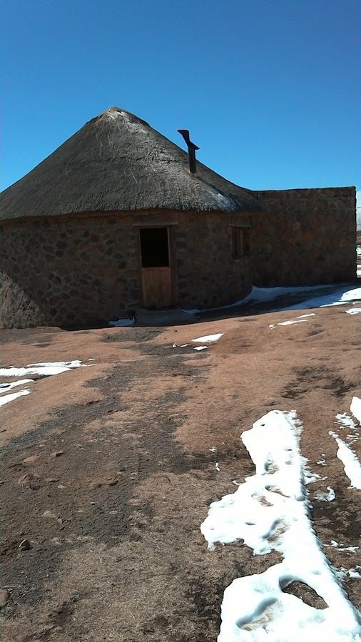 Sani Stone Lodge Mokhotlong Eksteriør billede