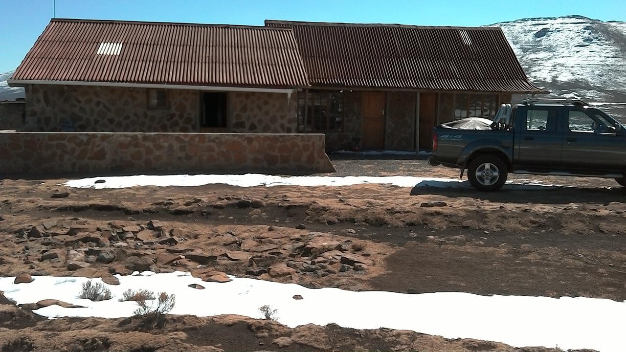 Sani Stone Lodge Mokhotlong Eksteriør billede